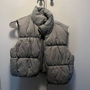 Cropped Gray Puffer Vest